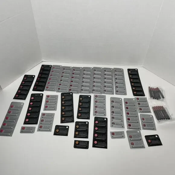 NEW Mary Kay Lipstick Lipgloss Lot 116 Samples - Picture 1 of 4